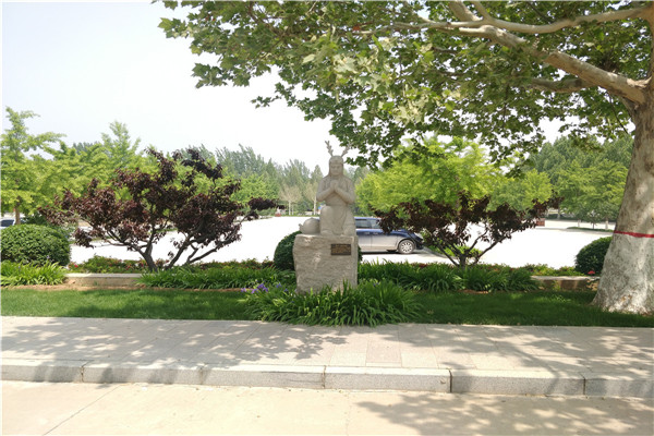 燕郊灵山宝塔陵园景观