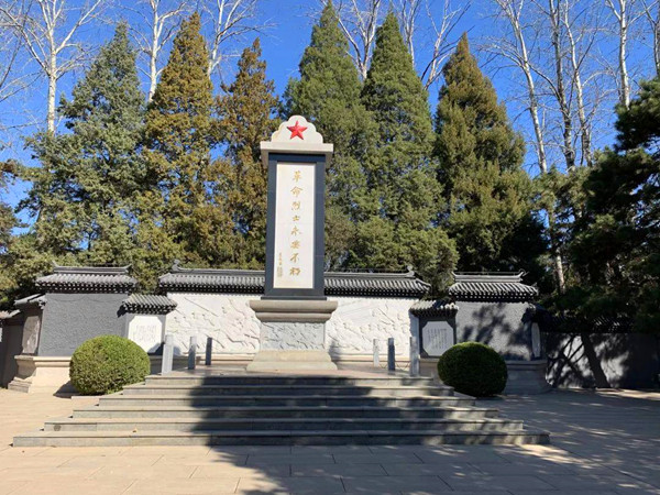 北京潮白陵园烈士墓碑