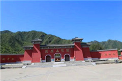 北京昌平区龙潭村凤凰山陵园怎么样？和九公山公墓哪个好？