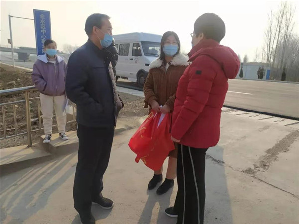 慰问特困老人