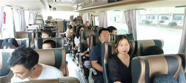 大巴课堂