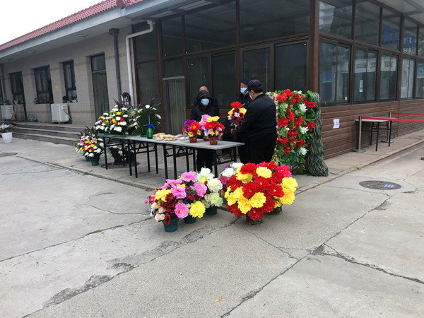 寒衣节祭扫安全有序