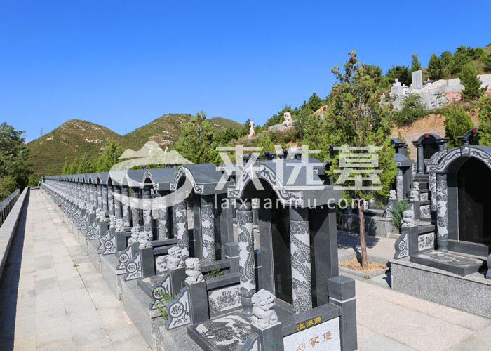 福安园立碑墓区
