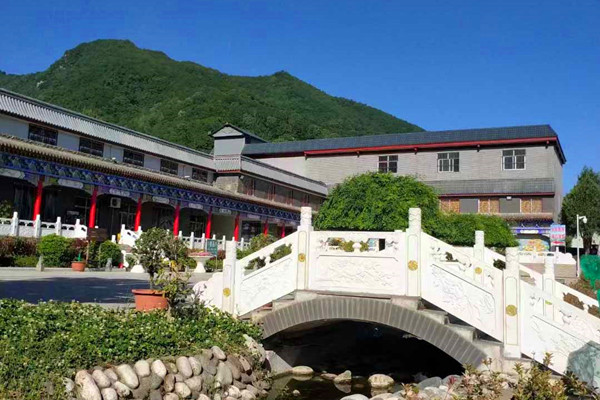 陵园一角