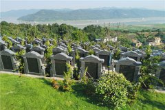 重庆金竹山公墓、宝山公墓、龙望山公墓、华夏园价格各是多少钱