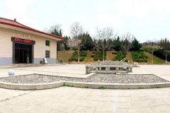 为亲人选墓在陕西省西安市泾阳卧龙山福园墓园墓地价格1万左右
