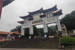 在九龙坡区龙台山陵园泽园园区选个生态草坪葬价格19800元