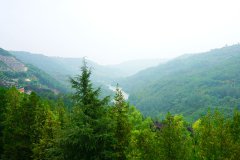 在西安寿阳山墓园选个花坛葬价格是2万左右
