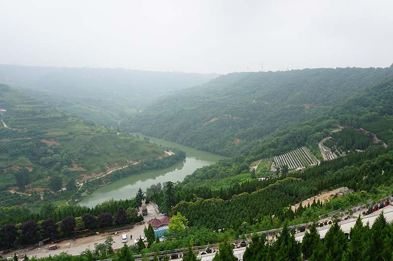 高桥墓园鲸鱼沟景观