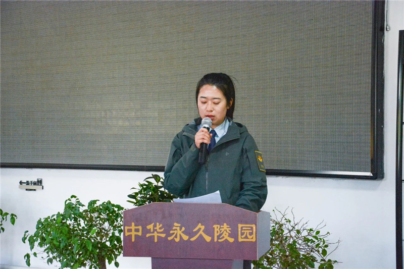 (销售部代表王吉) (销售部代表王吉)