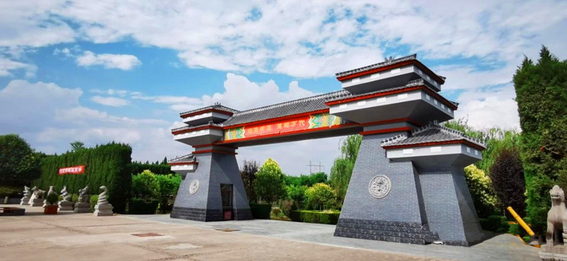 陵园门口