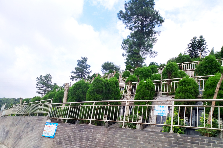 陵园墓区