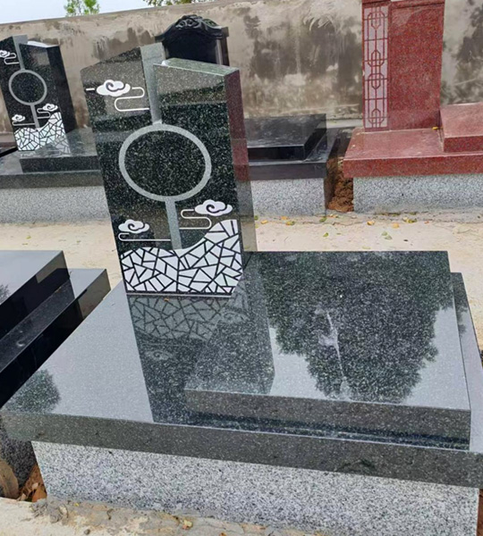 价格不到2万的艺术墓碑