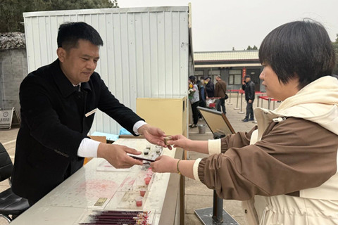 我们多一分细心,群众就多一分安慰——记八宝山人民公幕的“暖心人”宁尚猛