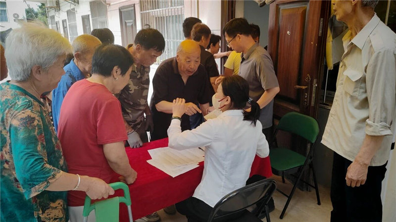 登记现场 登记现场