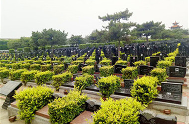 黄龙岗陵园