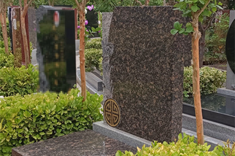 荥阳市黄河纪念公园墓地静园园区墓碑价格起步多少钱？
