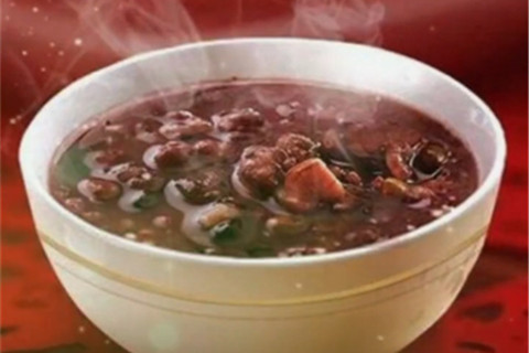 郑州市御泉森林陵园腊八粥暖,思念绵长 